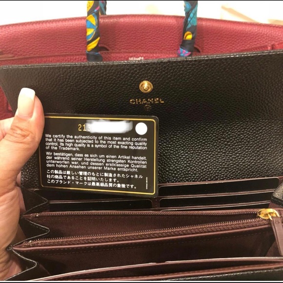 ❌SOLD❌ CHANEL Black Caviar Large Flap Wallet - Picture 6 of 8